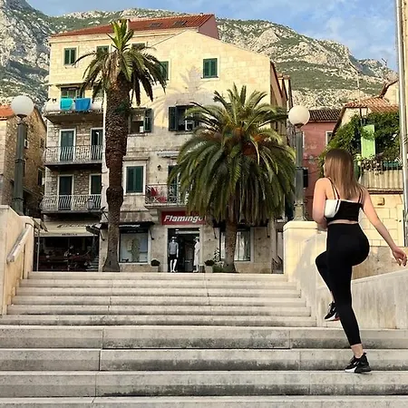 Lungo Mare, Centar *