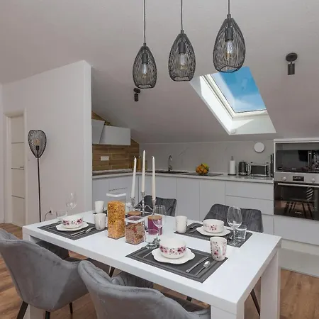Lungo Mare, Centar Apartment Makarska