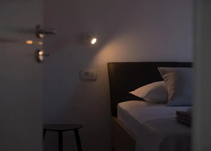 Lungo Mare, Centar * Makarska